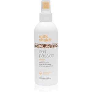 Milk Shake Curl Passion leöblítést nem igénylő ápolás göndör hajra 200 ml