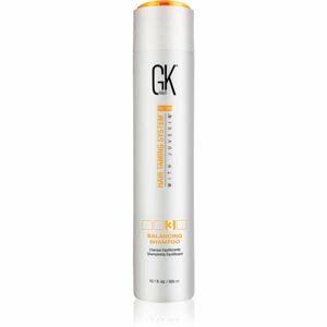 GK Hair Balancing finom állagú sampon hidratálást és fényt biztosít 300 ml