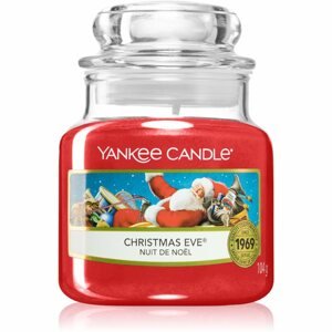Yankee Candle Christmas Eve illatgyertya Classic közepes méret 104 g